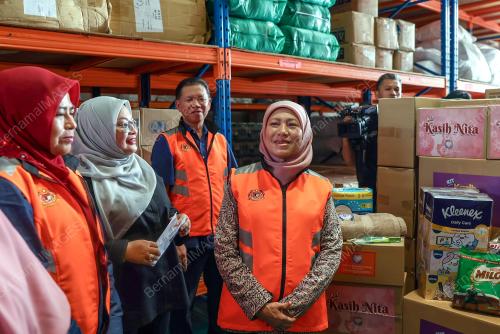 DATUK SERI NANCY SHUKRI