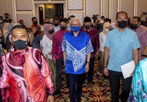 DATUK SERI ISMAIL SABRI YAAKOB