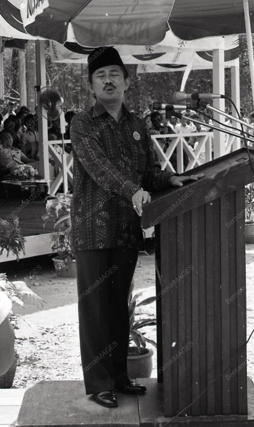 TENGKU RAZALEIGH HAMZAH