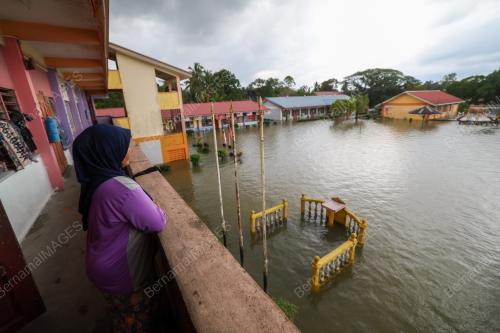 PUSAT PEMINDAHAN TENGELAM