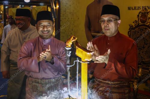 TENGKU MUHAMMAD FAKHRY PETRA