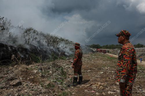 KEBAKARAN TAPAK PELUPUSAN SAMPAH LUBOK JONG