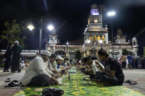 QIAMULLAI MASJID MUHAMMADI