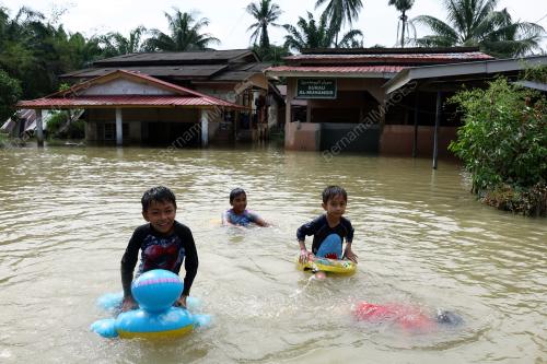 TINJAUAN BANJIR RANTAU PANJANG