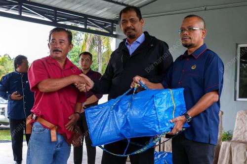 NIK RAISNAN DAUD