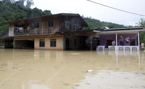 KB21_22122014_BANJIR_KELANTAN
