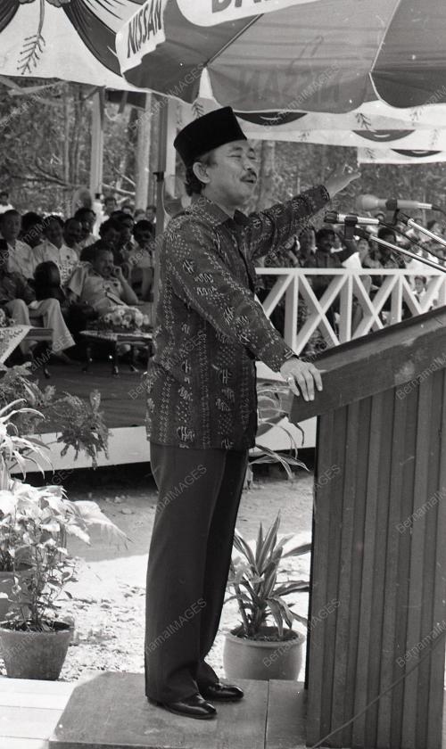 TENGKU RAZALEIGH HAMZAH