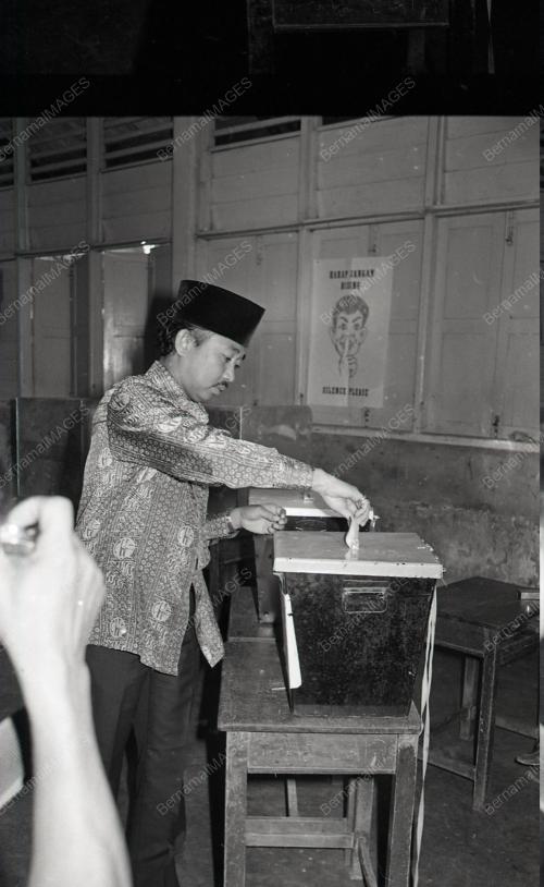 TENGKU RAZALEIGH HAMZAH