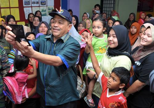KB22_22122014_BANTUAN_BANJIR