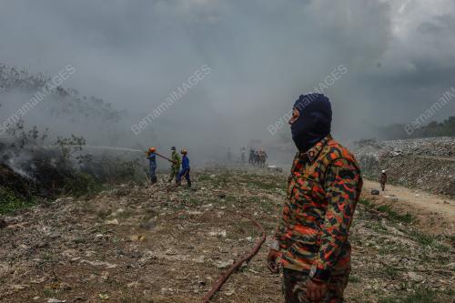 KEBAKARAN TAPAK PELUPUSAN SAMPAH LUBOK JONG