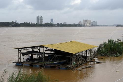 TINJAUAN PARAS SUNGAI KELANTAN