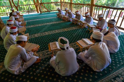 MAAHAD TAHFIZ AL-QURQN DARUL QUWWAH