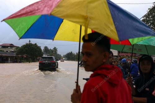 TINJAUAN BANJIR PASIR PUTEH