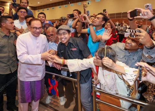 DATUK SERI ANWAR IBRAHIM