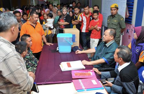 KB24_22122014_BANTUAN_BANJIR