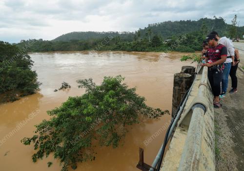 TINJAUAN BANJIR DI KELANTAN