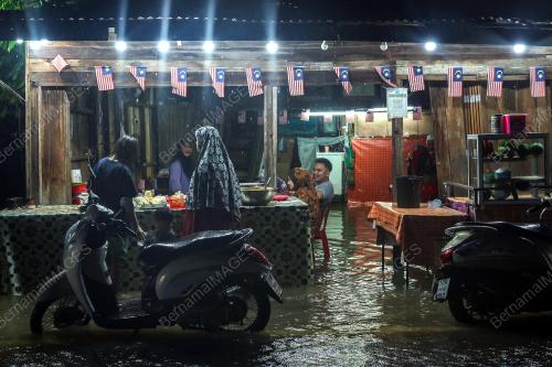 TINJAUAN DI SEKITAR RANTAU PANJANG