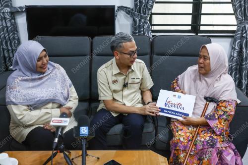FAHMI FADZIL