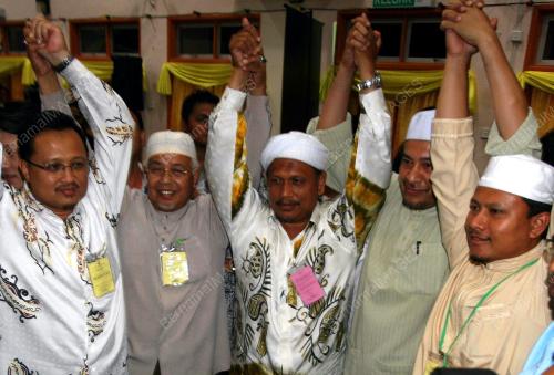 PILIHAN RAYA RAYA KECIL DUN MANIK URAI