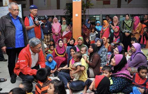 KB27_23122014_BANTUAN_BANJIR