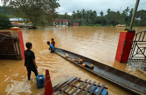 TINJAUAN BANJIR DI KELANTAN