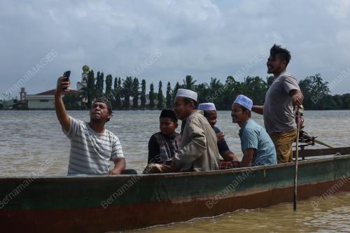 TINJAUAN BANJIR SEKITAR TUMPAT
