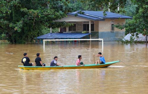TINJAUAN BANJIR DI KELANTAN