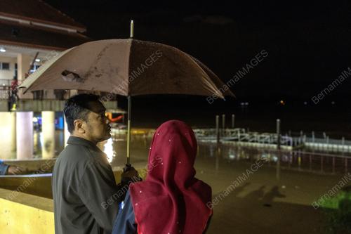 SUNGAI KELANTAN TAMBATAN DIRAJA