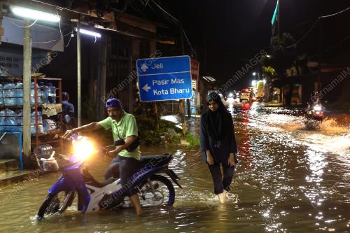 TINJUAN PARAS SUNGAI GOLOK