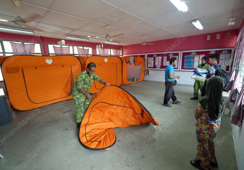 TINJAUAN BANJIR DI KELANTAN