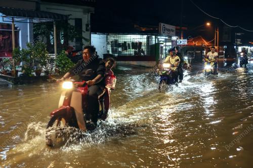 TINJUAN PARAS SUNGAI GOLOK