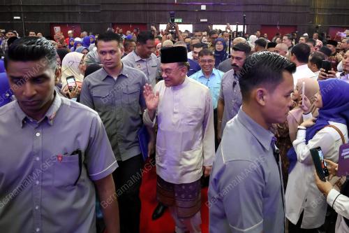 DATUK SERI ANWAR IBRAHIM