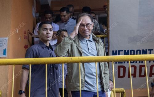 DATUK SERI ANWAR IBRAHIM