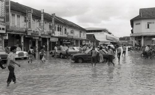BANJIR
