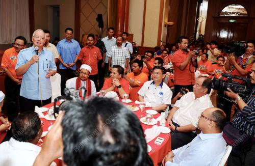 KB33_20012013_PM_NGO