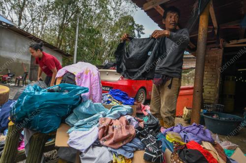 TINJAUAN BANJIR DI PASIR MAS
