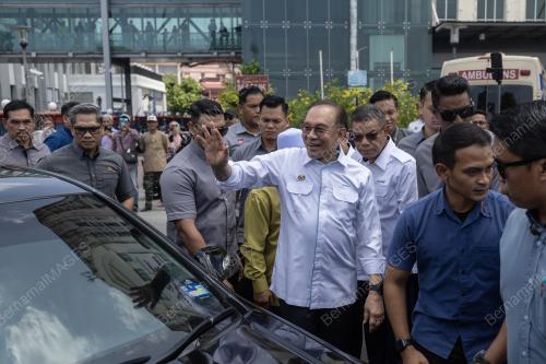 DATUK SERI ANWAR IBRAHIM