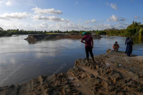 BENTENG PROJEK PEMBANGUNAN LEMBANGAN SUNGAI (PLSB)