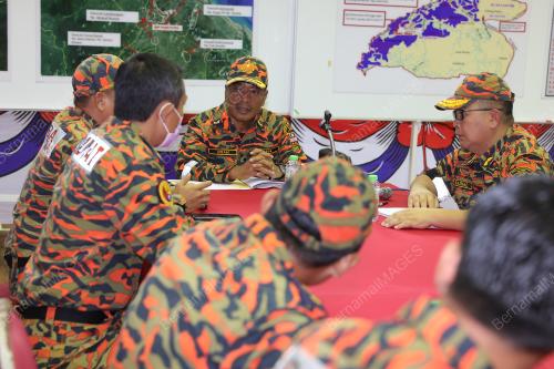 DATUK AHMAD IZRAM OSMAN