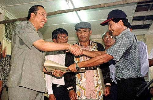 KCH01-120200_UMNO_SARAWAK_06012016