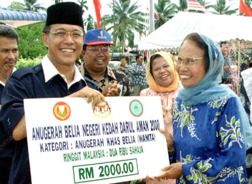 KD01-12_06-2000_TOKOH_BELIA_08012016