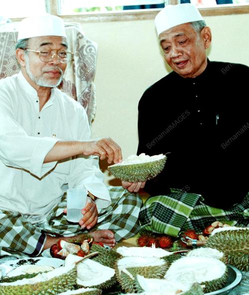 KD01-26_06-2000_DURIAN_08012016