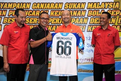 KD01_02022015_MUKHRIZ