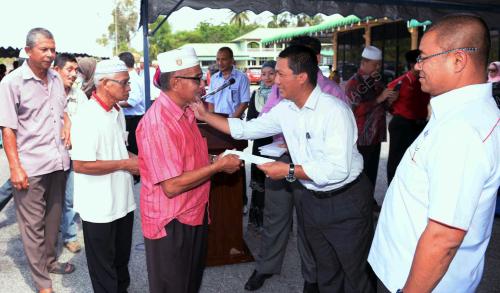 KD01_02042015_ZAKAT-1
