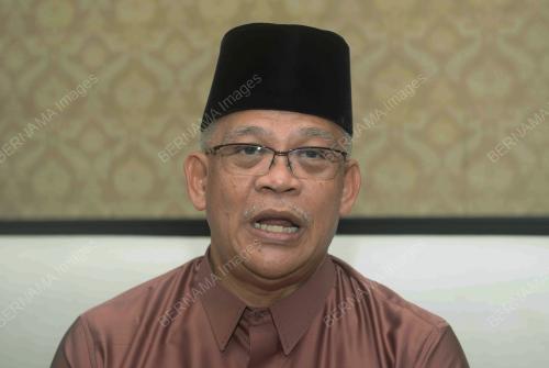 DATUK ABDUL HALIM MANSOR
