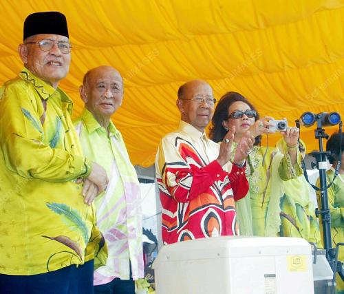SULTAN ABDUL HALIM MU'ADZAM SHAH