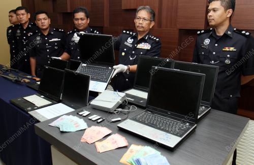 KD01_02092015_POLIS