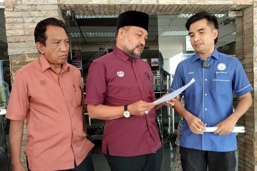 CAKE HANTAR MEMORANDUM BANTAHAN