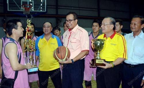 KD01_02122002_LATT_KERANJANG