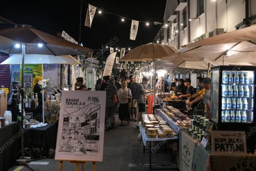 BAZAR RAMADAN RAYA